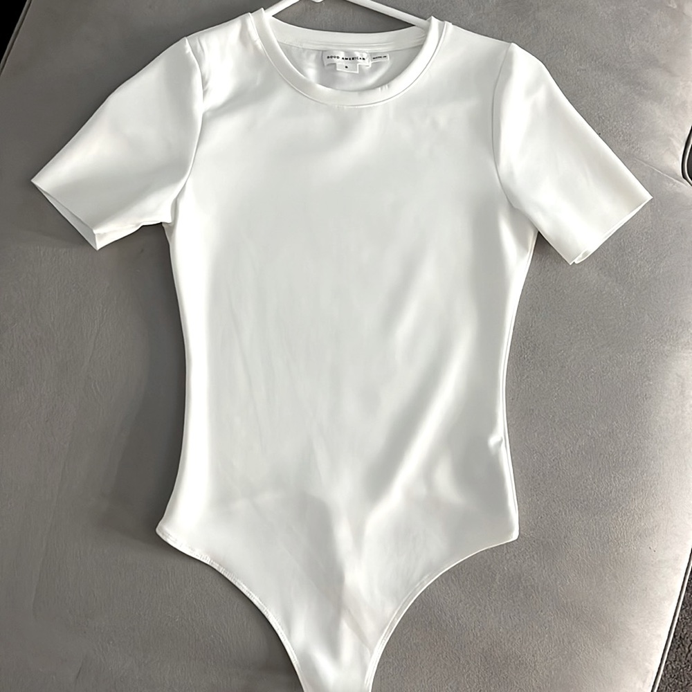 White bodysuit-Good american